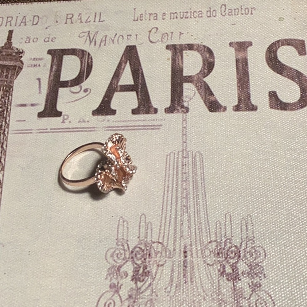 CAMELLIA FLOWER RING - Picture 4 of 6